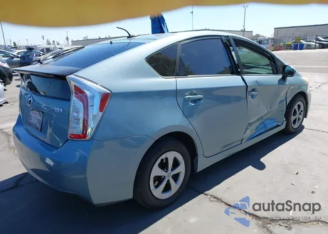 2012 Toyota Prius Three из США, поврежденный, VIN JTDKN3DU2C5383049